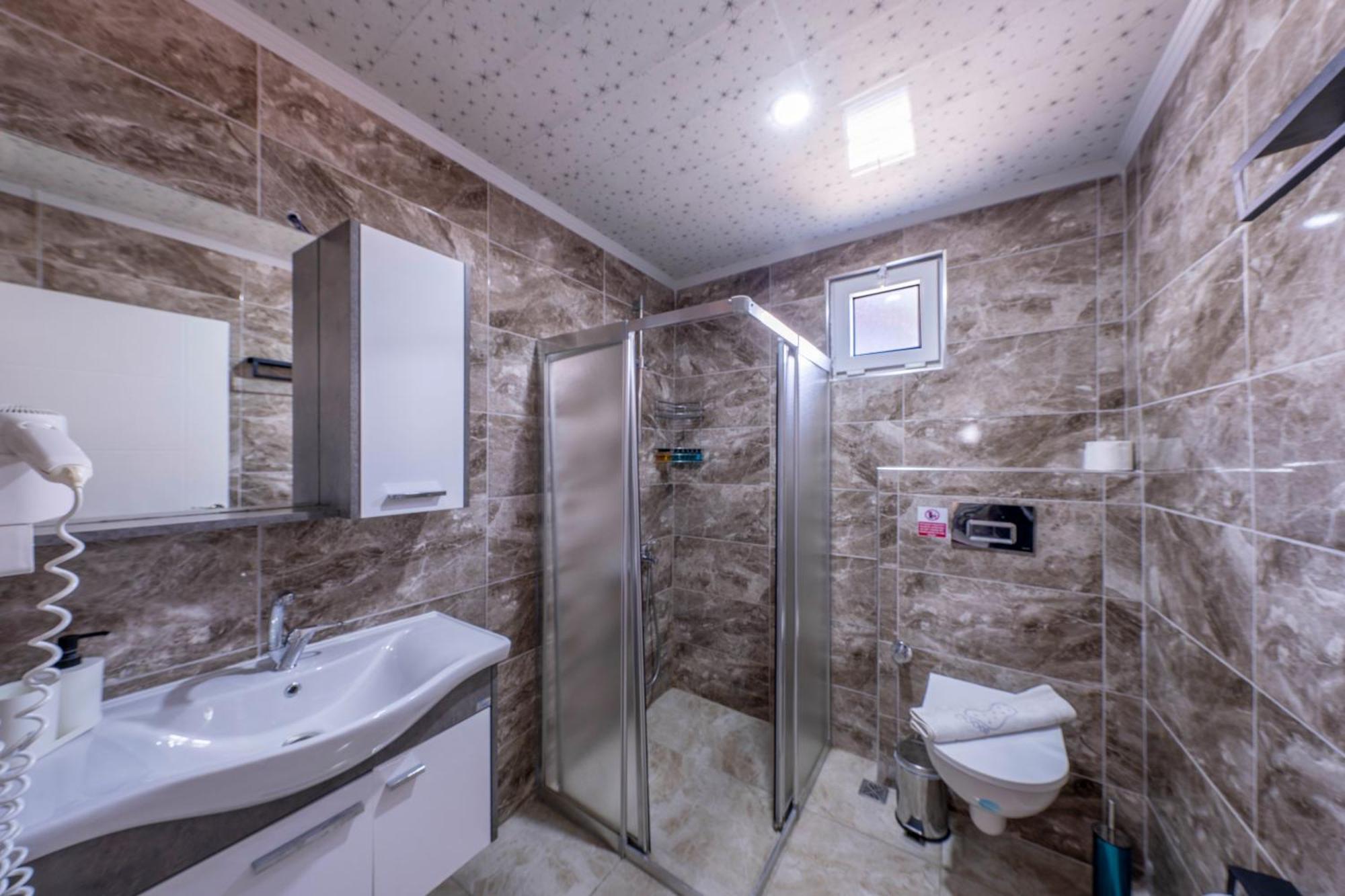Larex Otel Kaş Esterno foto