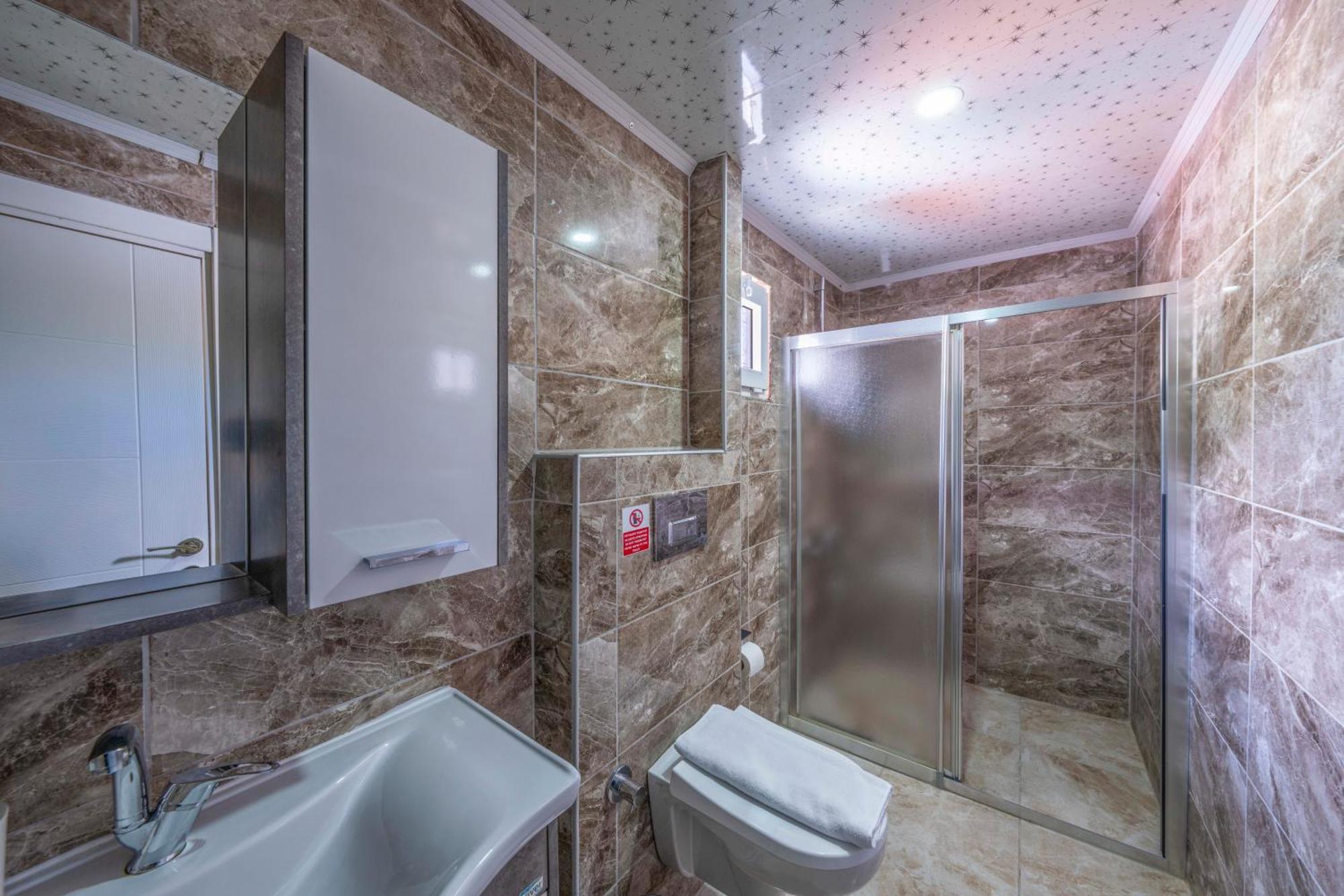 Larex Otel Kaş Esterno foto